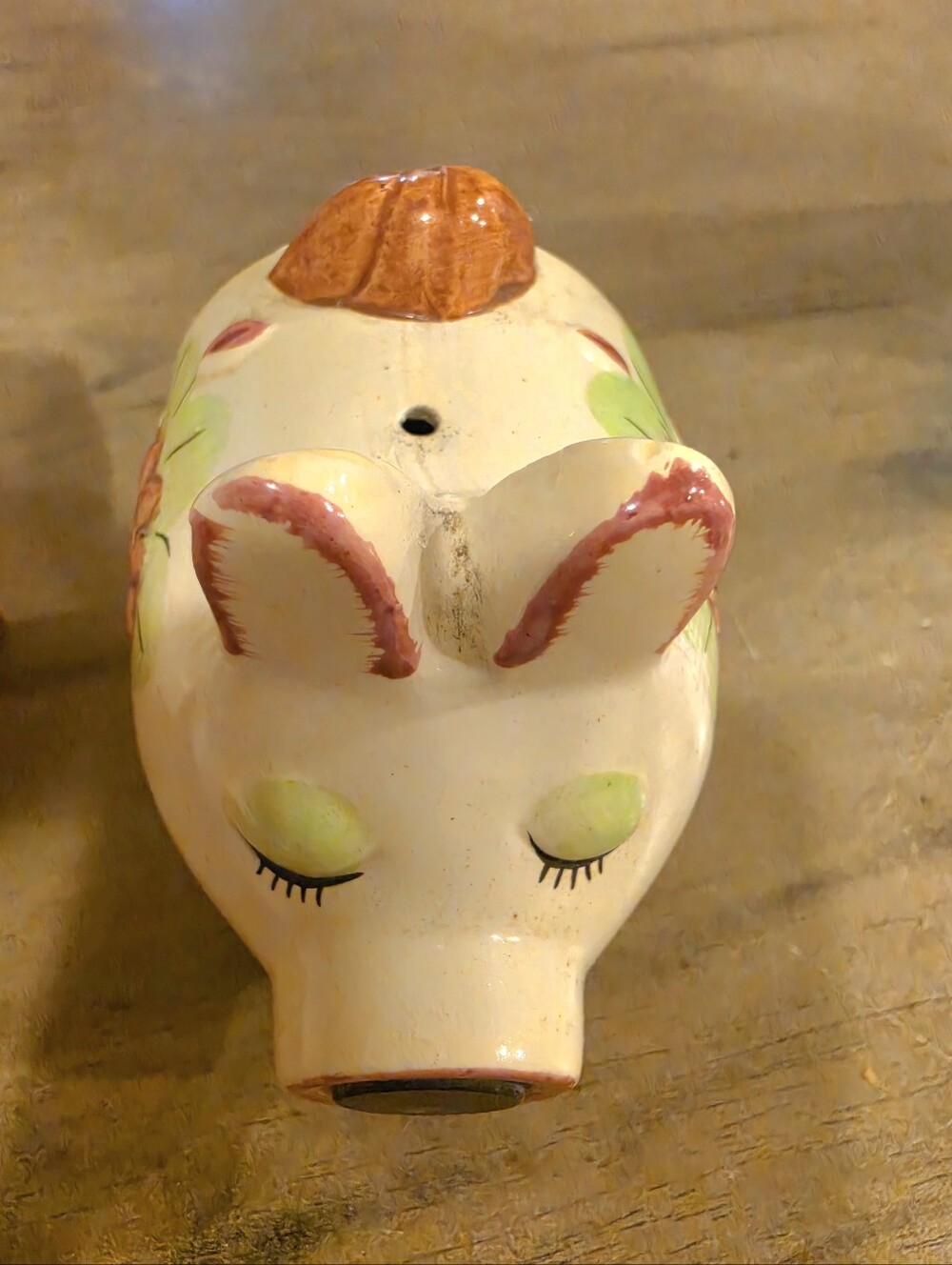 Vintage Japan Hand-Painted Kissing Pig Salt & Pepper Shakers - Picture 6 of 9